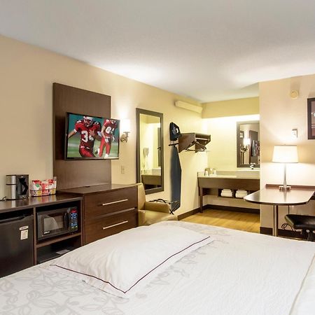 Red Roof Inn Plus+ St. Louis - Forest Park / Hampton Ave. Ngoại thất bức ảnh
