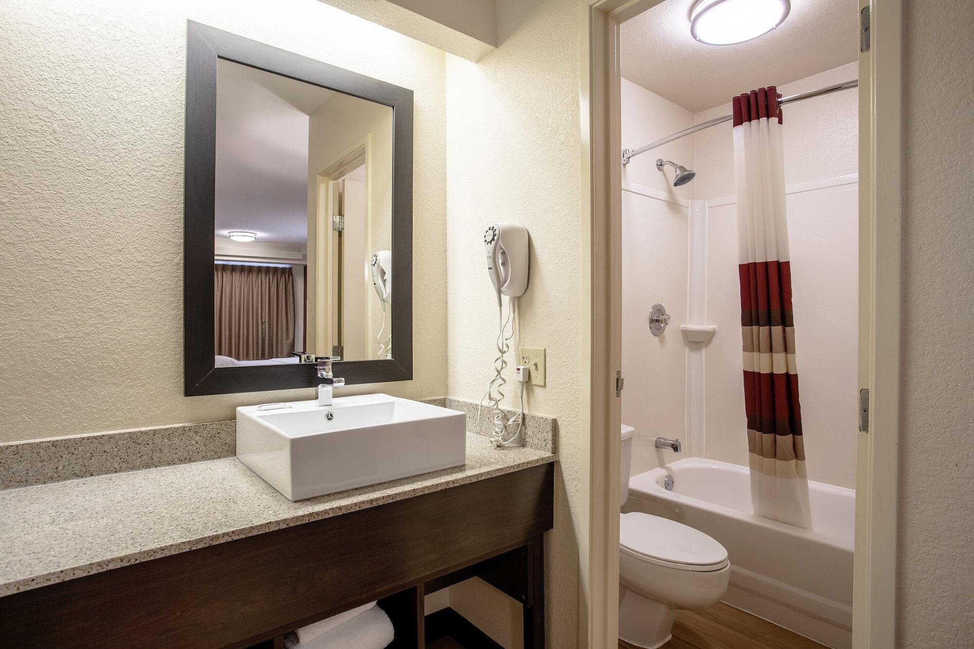 Red Roof Inn Plus+ St. Louis - Forest Park / Hampton Ave. Ngoại thất bức ảnh