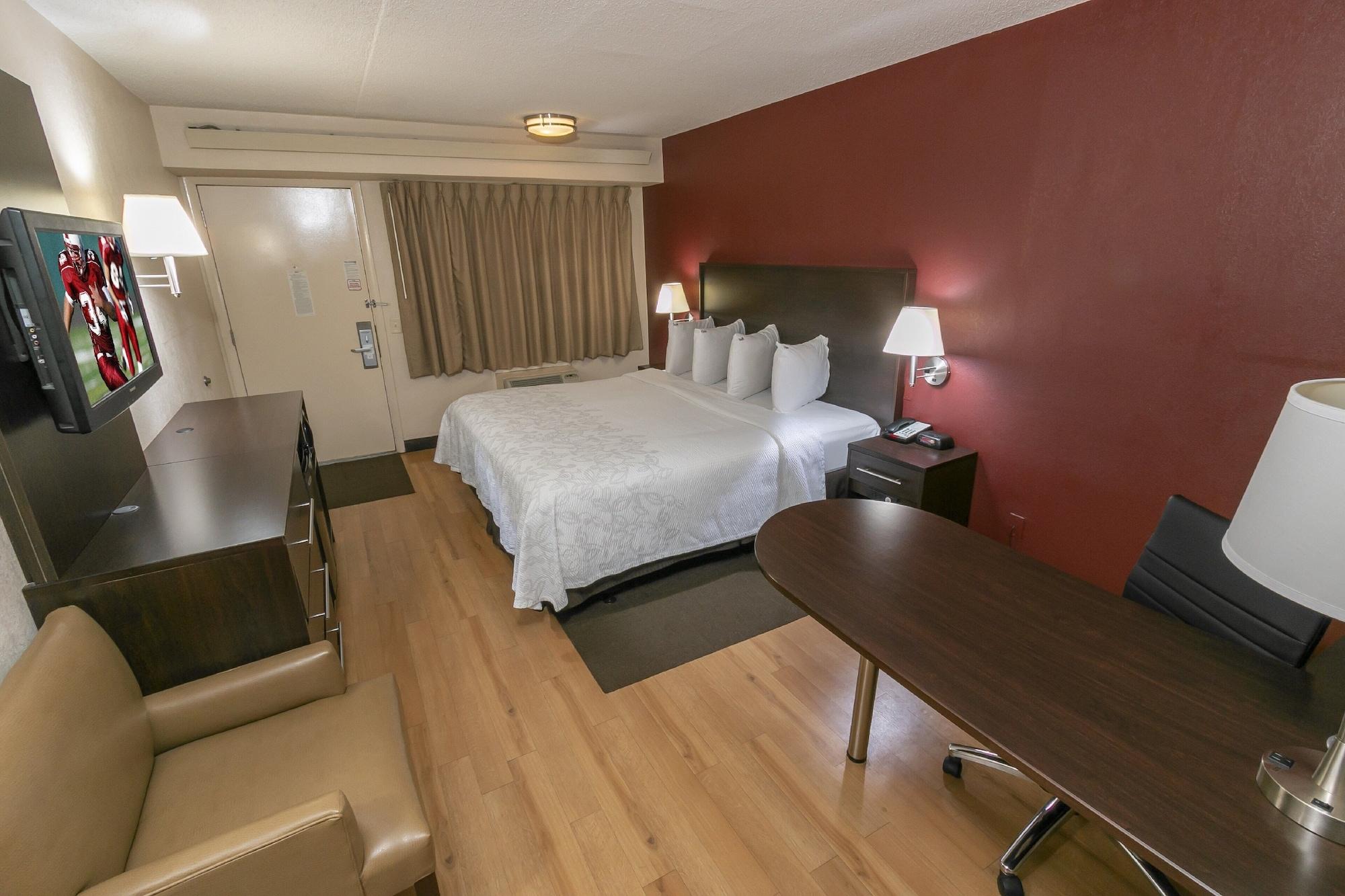 Red Roof Inn Plus+ St. Louis - Forest Park / Hampton Ave. Ngoại thất bức ảnh