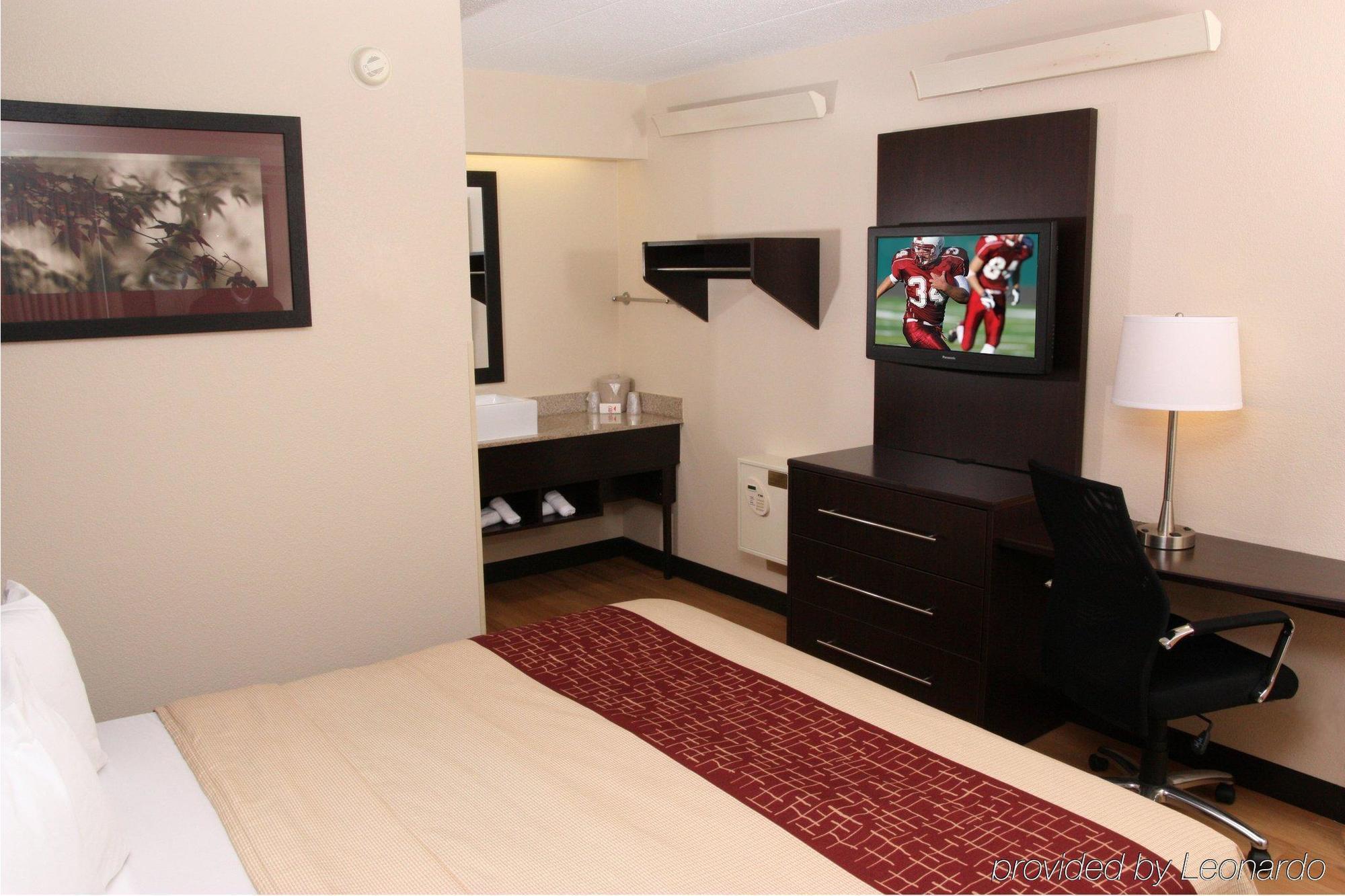 Red Roof Inn Plus+ St. Louis - Forest Park / Hampton Ave. Phòng bức ảnh
