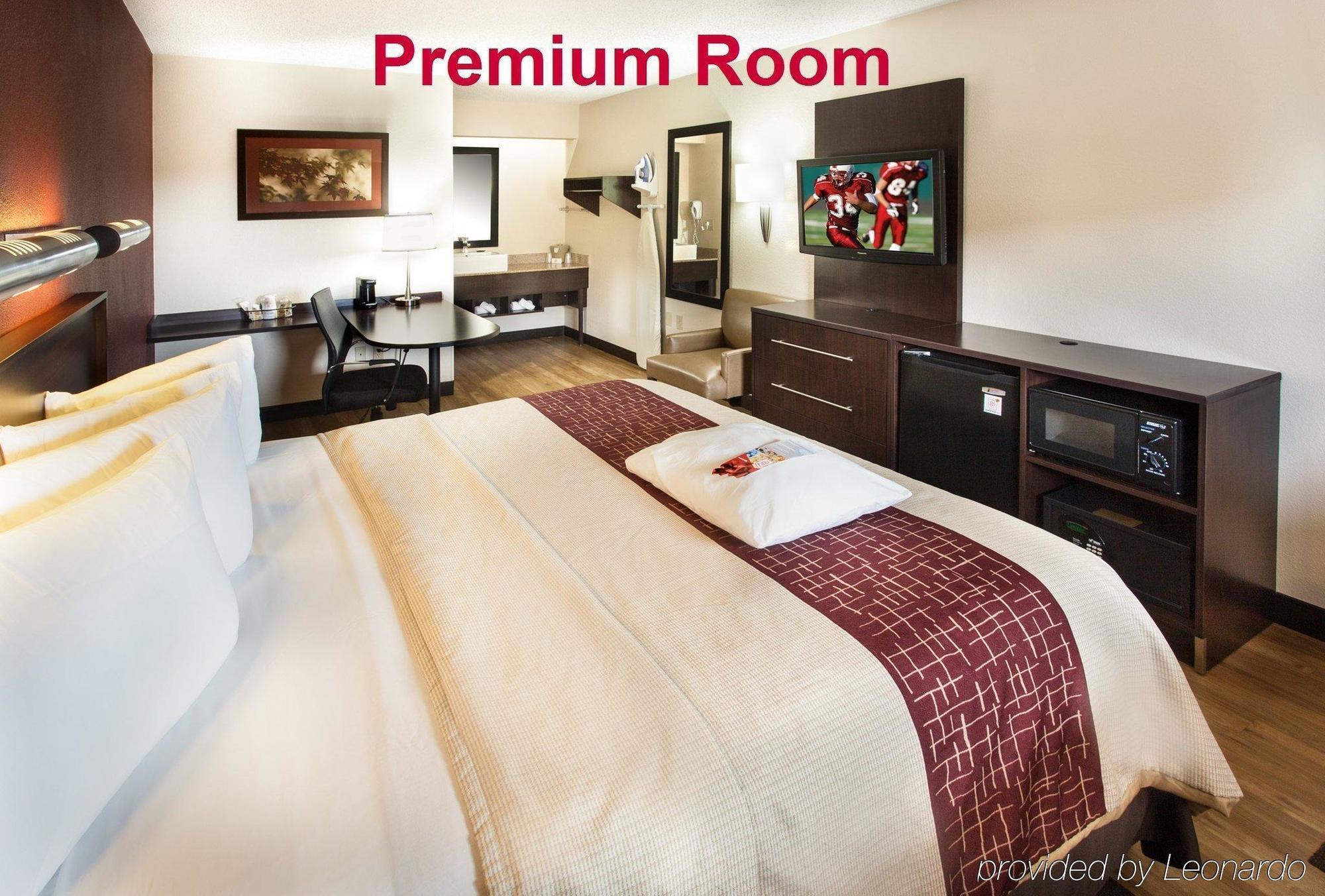 Red Roof Inn Plus+ St. Louis - Forest Park / Hampton Ave. Ngoại thất bức ảnh